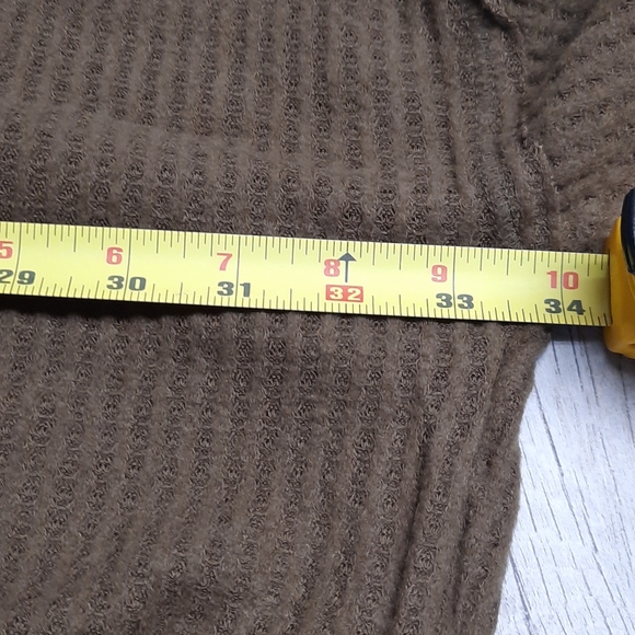 Free People 💋 LAST💋thermal open back tobacco top - Picture 5 of 5